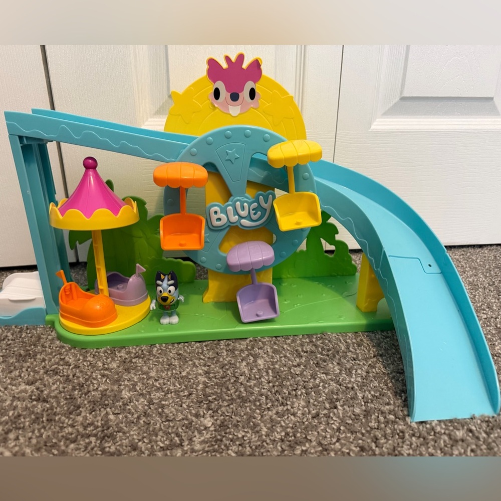 Bluey Ferris Wheel Playset - Multicolor